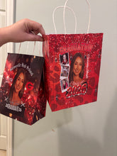Load image into Gallery viewer, Custom Bag template and tutorial - Canva
