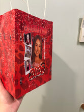 Load image into Gallery viewer, Custom Bag template and tutorial - Canva
